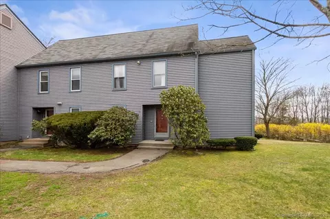 36 Danforth Ln #36, Rocky Hill, CT 06067