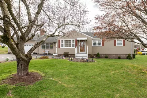 28 Williams Rd, North Branford, CT 06471
