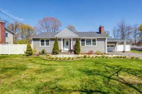 23 Gilbert Ave, Rocky Hill, CT 06067