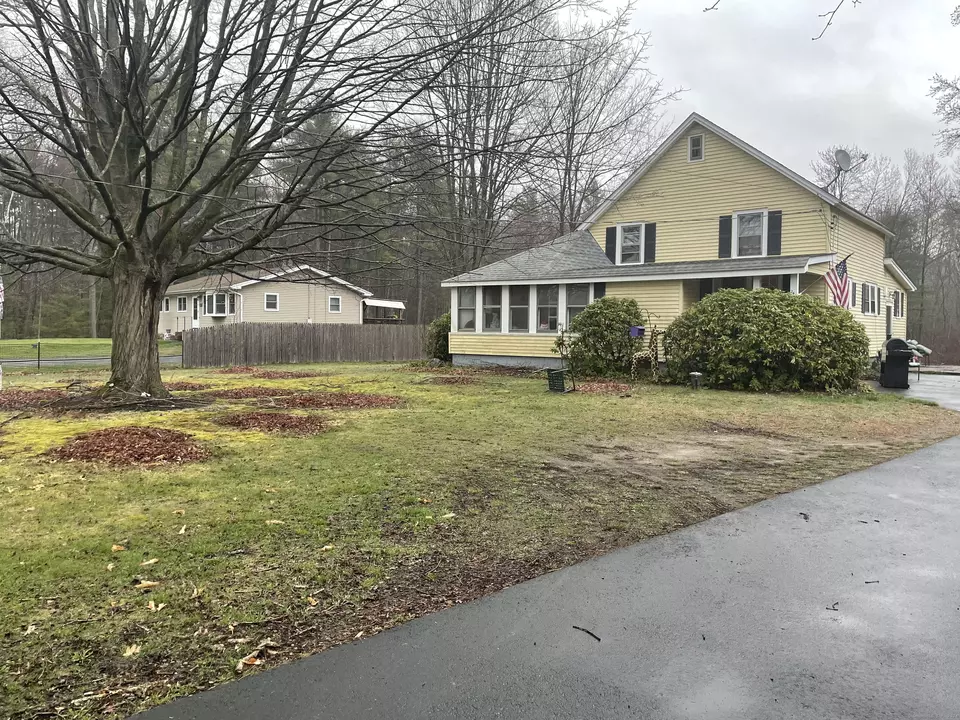 240 N Maple St, Enfield, CT 06082 Movoto