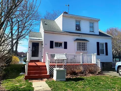 34 Lake St, Wolcott, CT 06716