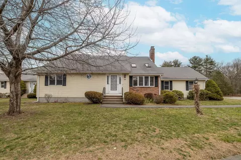154 Oldefield Farms, Enfield, CT 06082