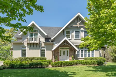 101 Lynn Dr, Guilford, CT 06437