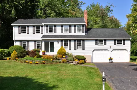 36 Valley View Dr, Windsor, CT 06095