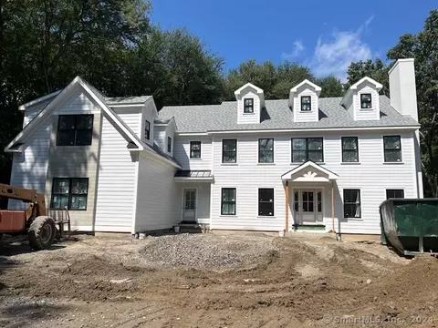 7 Hills End Ln, Weston, CT 06883
