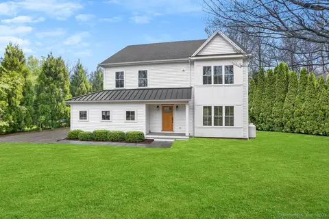 111 Adley Rd, Fairfield, CT 06825