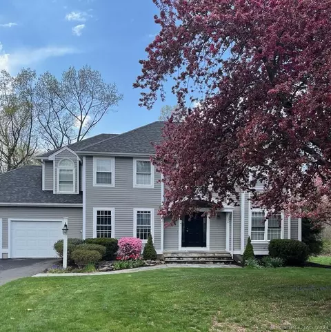 17 Old Canal Xing, Farmington, CT 06032