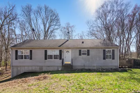 110 Prince Hill Rd, Brooklyn, CT 06234