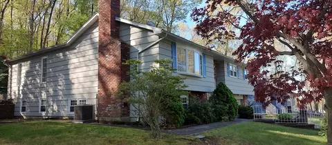 93 Bennett Rd, East Haven, CT 06513