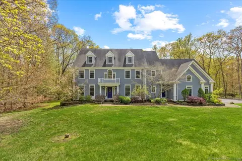 144 Tulip Tree Dr, Guilford, CT 06437
