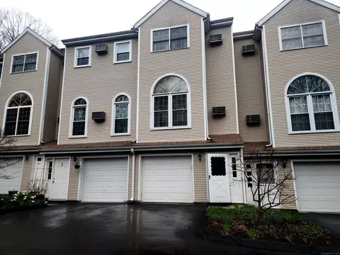 350 Bristol St #B7, Waterbury, CT 06708