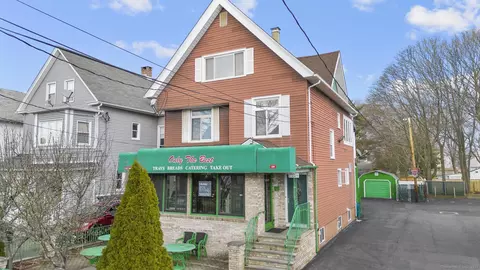 209 Campbell Ave, West Haven, CT 06516
