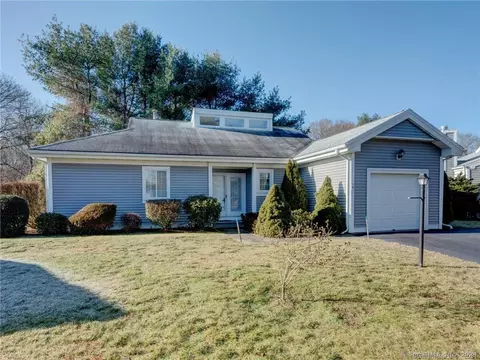 367 Main St #4, Old Saybrook, CT 06475