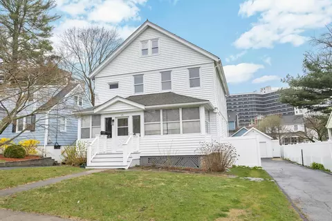115 4th St, Stamford, CT 06905