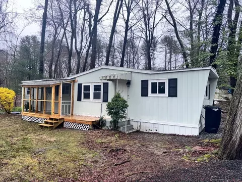 5 Conrad Park, Killingly, CT 06241 photo 1