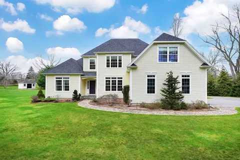 4 Pine Tree Ln # R, Glastonbury, CT 06033