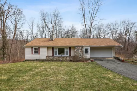 86 Hillandale Rd, Danbury, CT 06811
