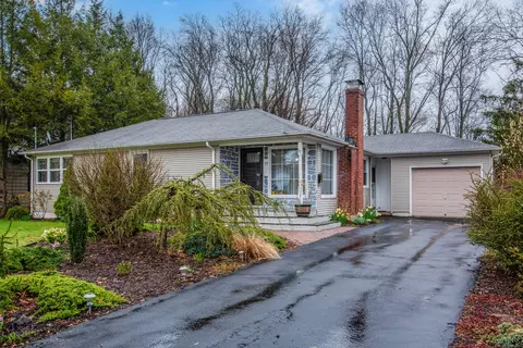 79 Sunset Rd, Newington, CT 06111