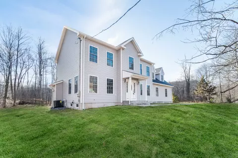 10 Patrick Dr # A, Seymour, CT 06483