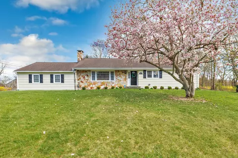 64 Lounsbury Rd, Trumbull, CT 06611