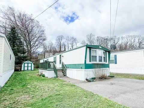 301 Buddington Rd #2, Groton, CT 06340