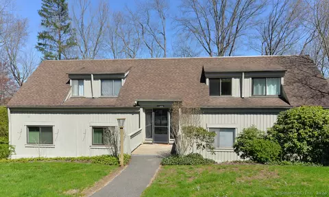 1 Heritage Vlg #A, Southbury, CT 06488