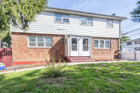 69 Barnes Ave, New Haven, CT 06513
