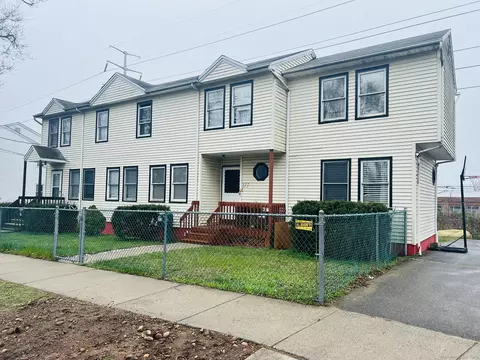 377 Peck St, New Haven, CT 06513