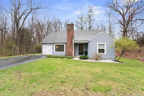 510 Arbutus St, Middletown, CT 06457