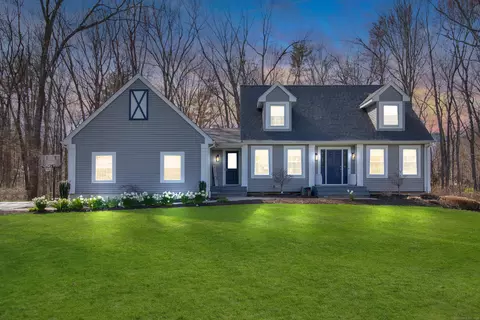 604 Bricklayer Rd, Windsor, CT 06095