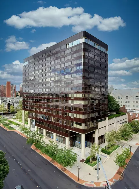 127 Greyrock Pl #601, Stamford, CT 06901