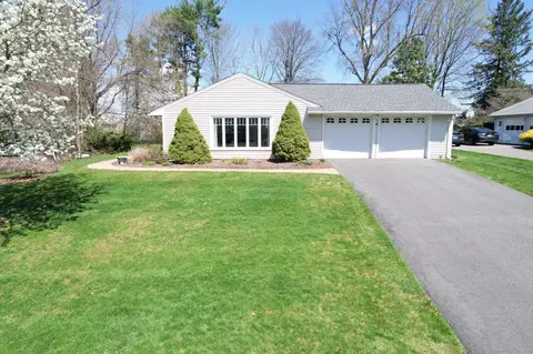 466 Juniper Ln, Cheshire, CT 06410
