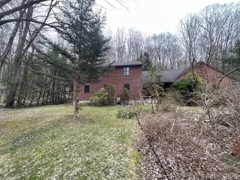 396 Carter Rd, Plymouth, CT 06782