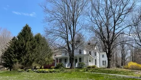 6 Painter Hill Rd, Roxbury, CT 06783