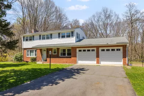 22 Elaine Dr, Bristol, CT 06010
