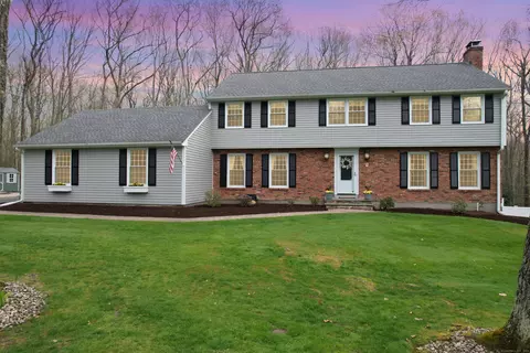 22 Indian Pipe Trl, Avon, CT 06001