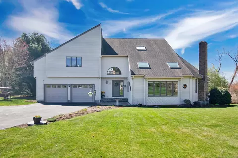 54 Rushforde Dr, Manchester, CT 06040