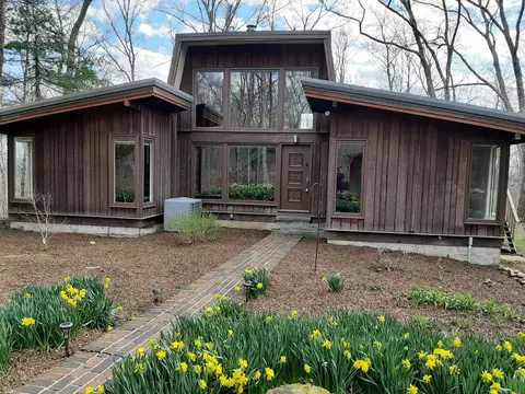 34 Wheeling Rd, Andover, CT 06232