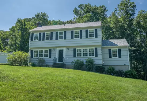 342 Old Silo Rd, Orange, CT 06477