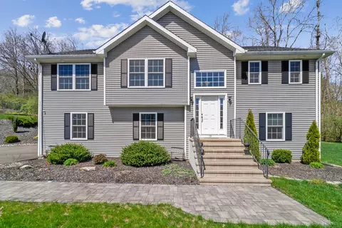 19 Paramount Dr, Seymour, CT 06483