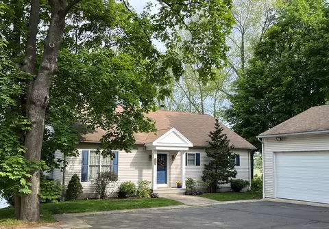 866 Quinnipiac Ave, New Haven, CT 06513