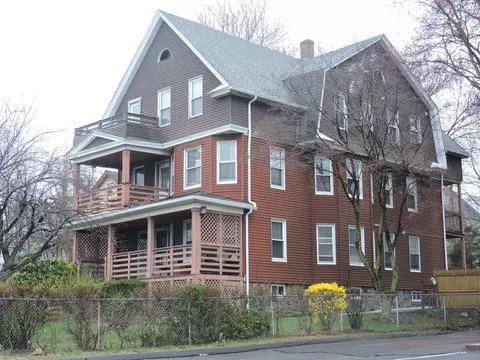 280 Meriden Rd, Waterbury, CT 06705