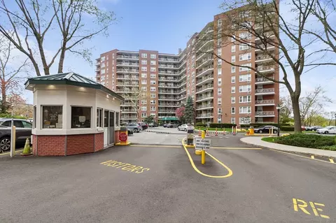 91 Strawberry Hill Ave #125, Stamford, CT 06902