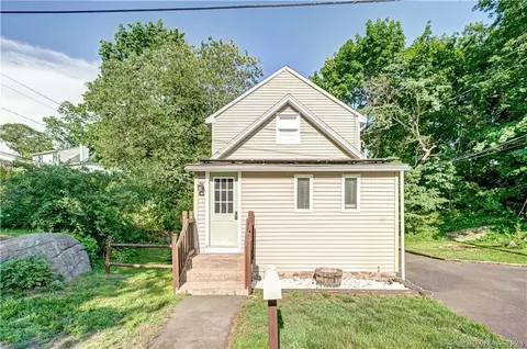 63 Hilton Ave, East Haven, CT 06512
