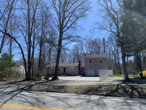 11 Squaw Hollow Rd, Ashford, CT 06278