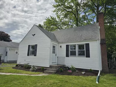 144 Cedar Ridge Rd, Newington, CT 06111