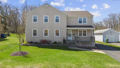 77-79 S Front St, Middletown, CT 06457