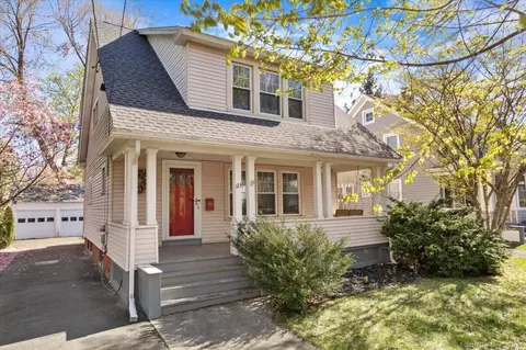 123 Ardmore St, Hamden, CT 06517