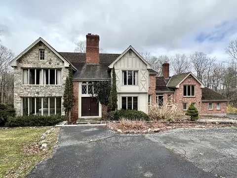 133 Old Branchville Rd, Ridgefield, CT 06877