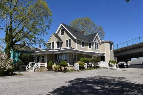 201 N Main St, Stonington, CT 06378